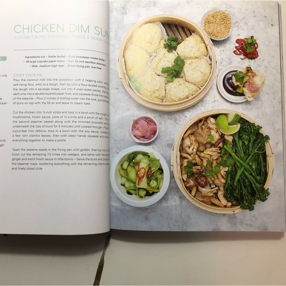 Jamie Oliver’s Jamie’s 15 Minute Meals Hardcover Cookbook - Picture 8 of 16